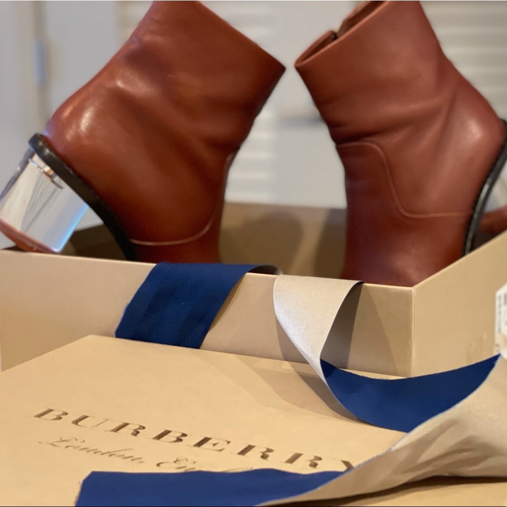BURBERRY Leather Ankle Boots